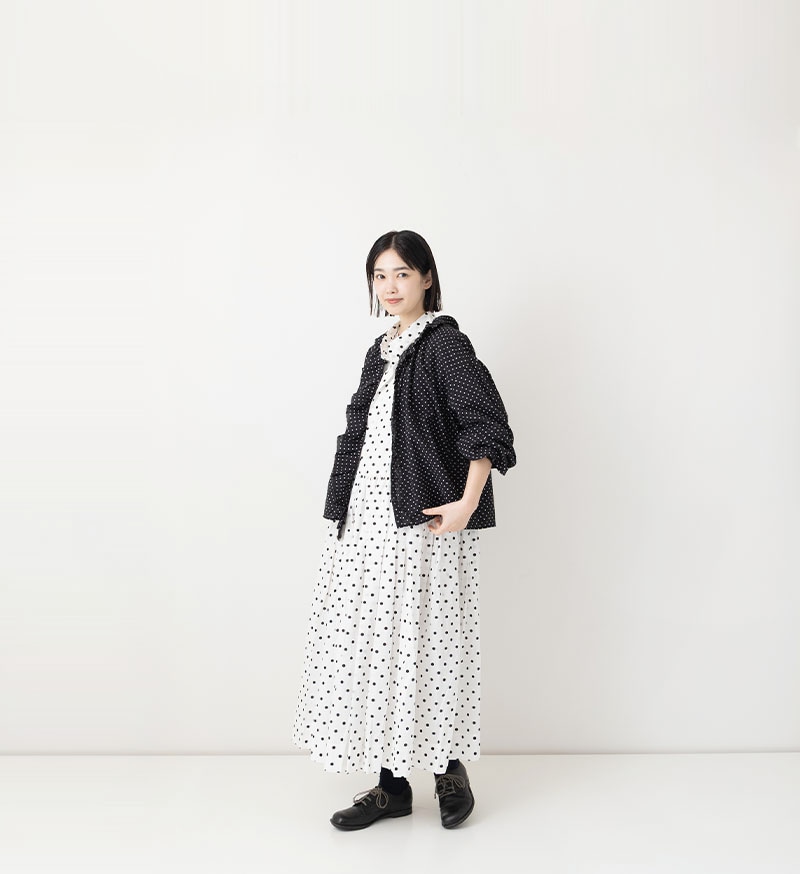 LTD-201<br>ドットフリルブラウス