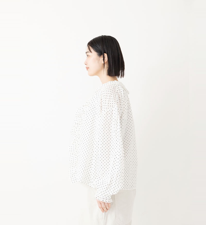 LTD-201<br>ドットフリルブラウス