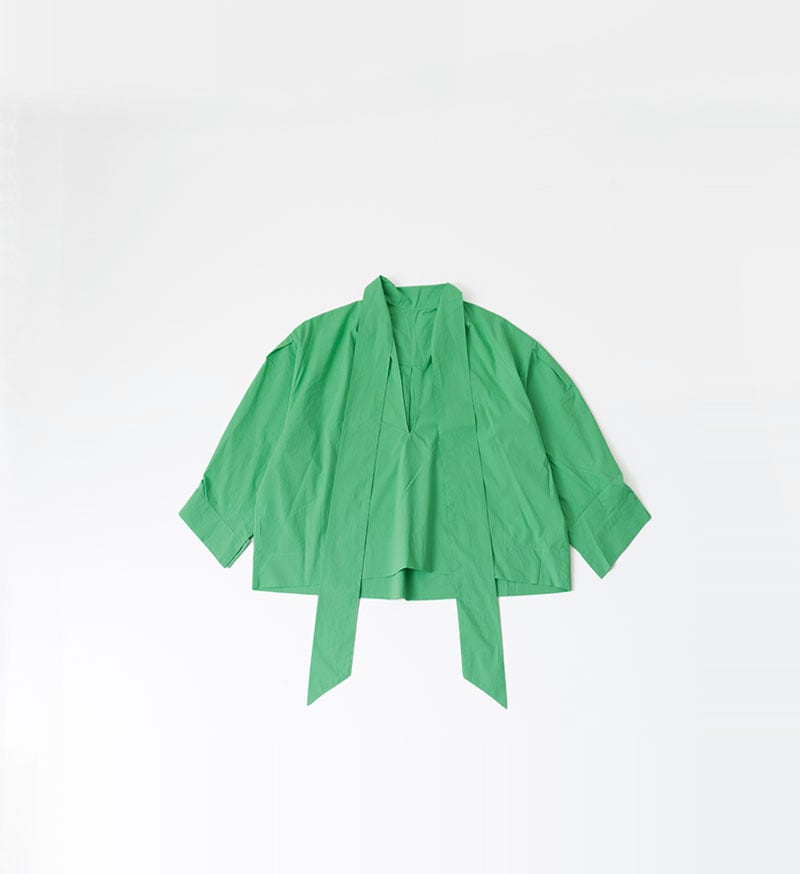 LTD-132 Tie Collar Blouse
