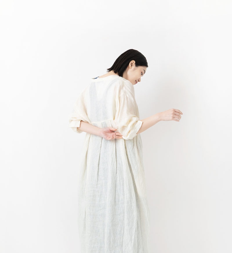 《FLAGSHIP STORE》&《ONLINE STORE》<br>VC-2810A<br>リネンスキッパーワンピース