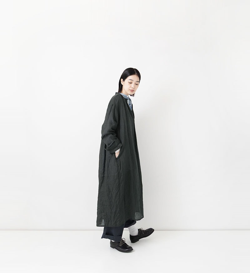 《FLAGSHIP STORE》&《ONLINE STORE》<br>VC-2810A<br>リネンスキッパーワンピース