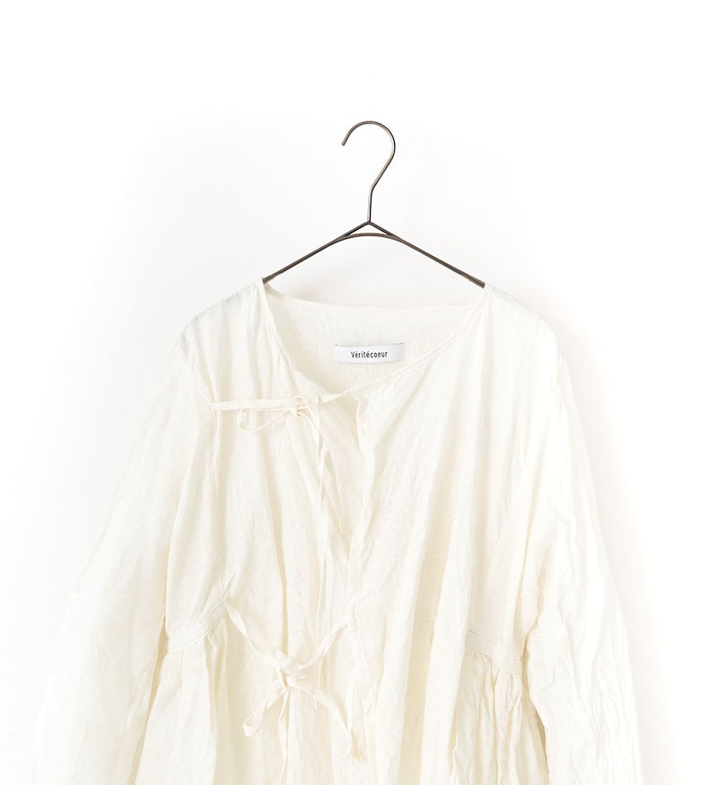 anuans リネン混カシュクールブラウス  カシュクール　l'or アニュアンス anuans リネン混カシュクールブラウス （BEIGE） -靴