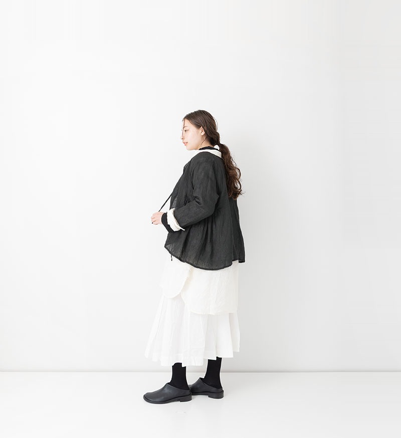 美品　outil リネンカシュクールブラウス　DARK GREEN セール】 『洗濯可』カッセンドルマンブラウス （シャツ・ブラウス