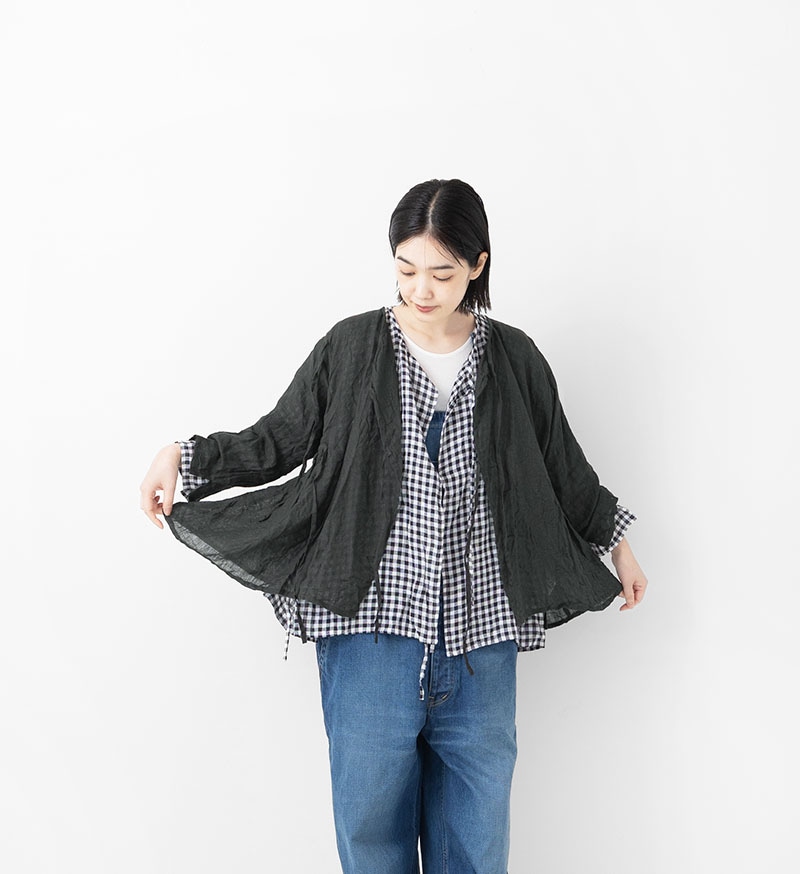 《FLAGSHIP STORE》&《ONLINE STORE》<br>VC-2831A<br>リネンカシュクールブラウス