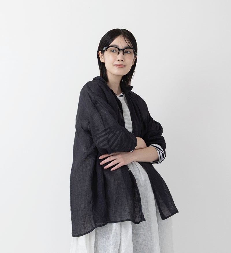 VC-2842<br>リネンギャザーブラウス - COLLECTION - Veritecoeur