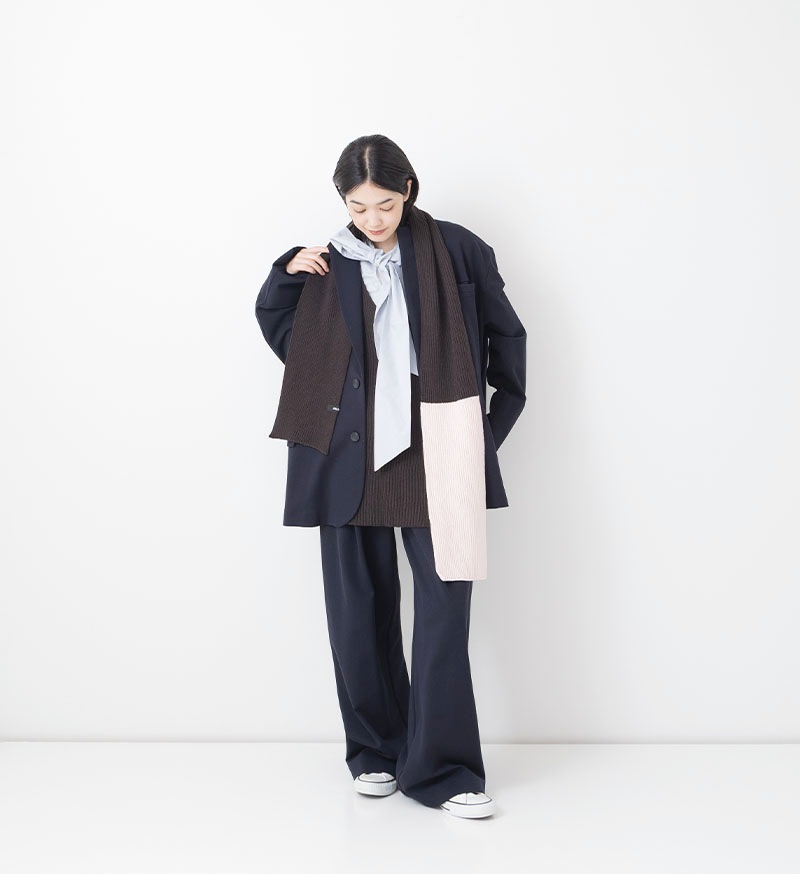 ★LTD-129<br>Cashmere V-Necked Vest