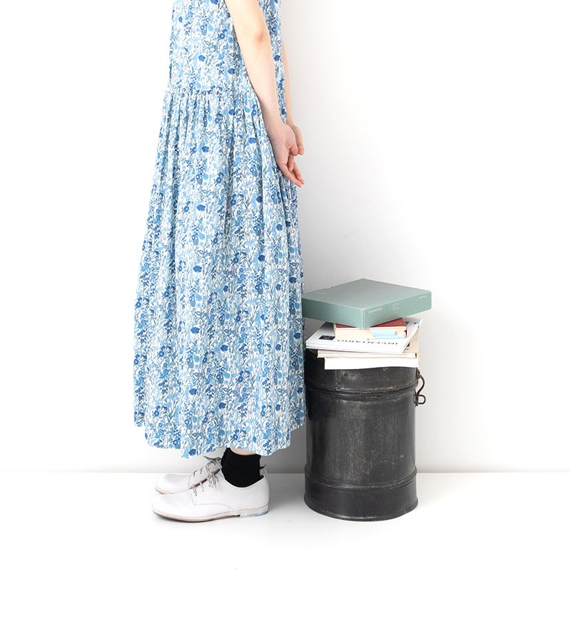 VC-2848<br>LIBERTY PRINT ノースリーブワンピース
