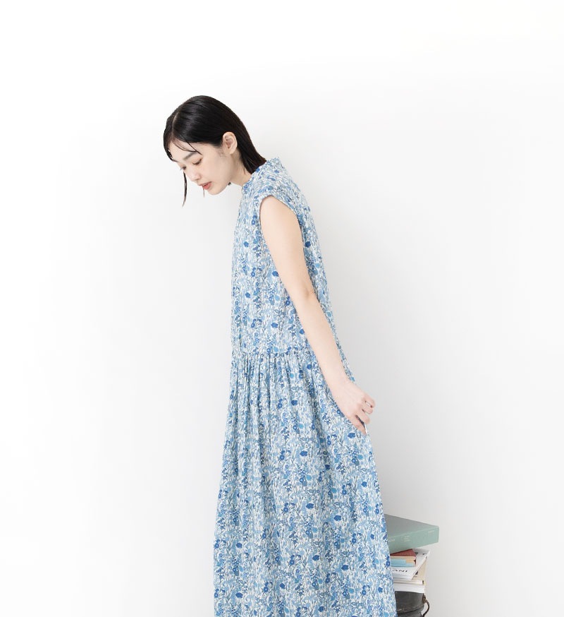 VC-2848<br>LIBERTY PRINT ノースリーブワンピース