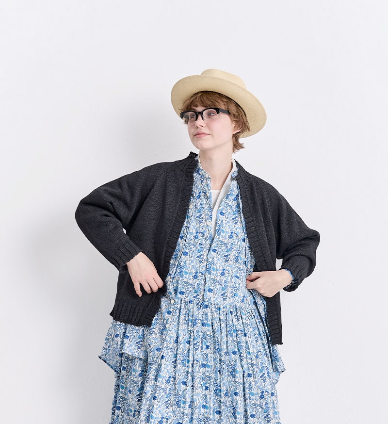 VCK-310<br>ラグランスリーブカーディガン