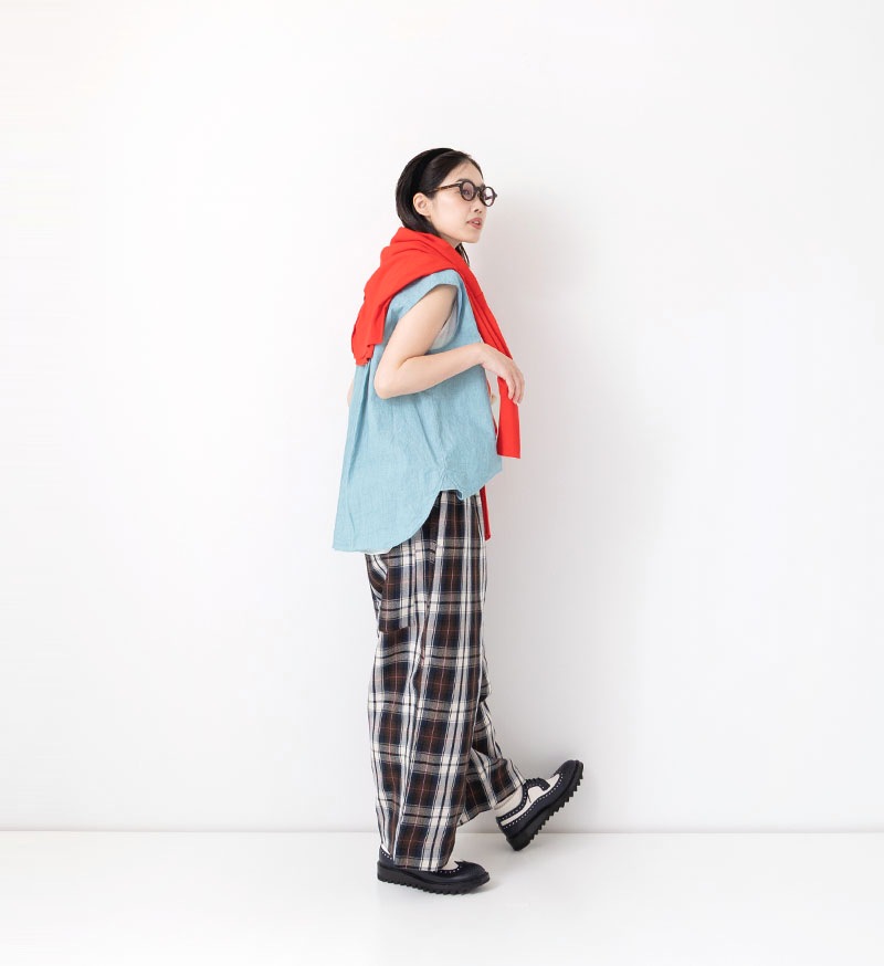 LTD-150<br>シャンブレーフリルブラウス