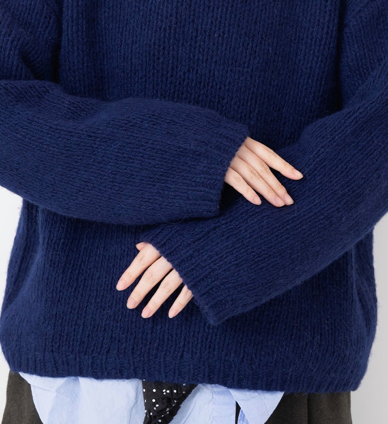 VCK-303<br>ハンドニットハイネックプルオーバー