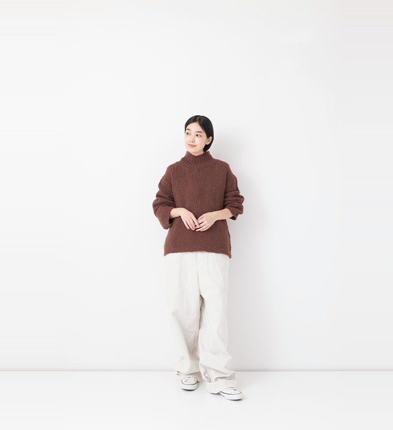 VCK-303<br>ハンドニットハイネックプルオーバー