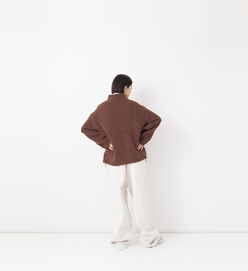 VCK-303<br>ハンドニットハイネックプルオーバー