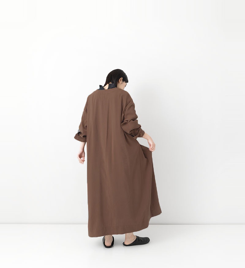 VC-2856<br>Vネックワンピース - COLLECTION - Veritecoeur(ヴェリテ