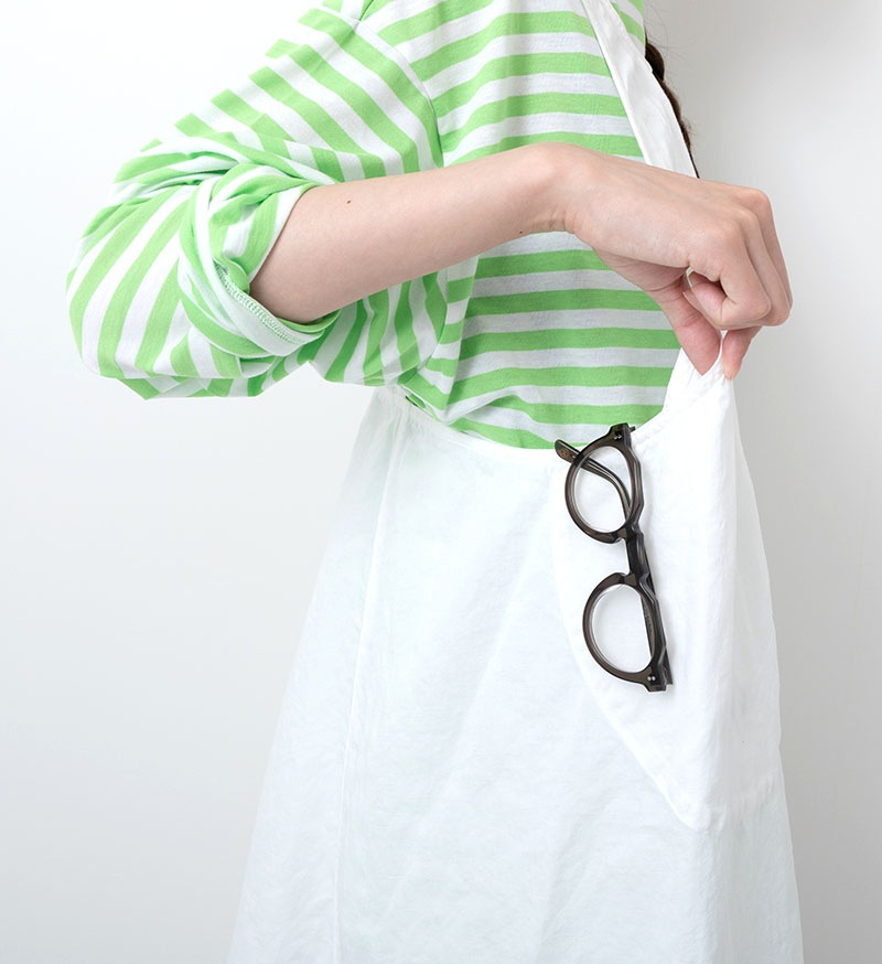 Veritecoeur／ヴェリテクール エプロン ワンピース VC-2619 SALE】<br>VC-2619<br>エプロンワンピース - Back Number Sale