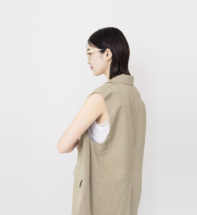人気が高い - ノースリーブジャケット VC-2738 COLLECTION Veritecoeur - トップス