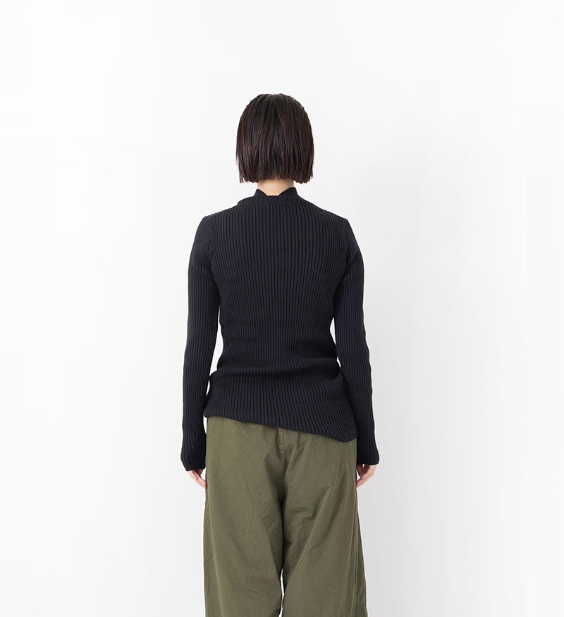 ST-156<br>ハイネックリブニット