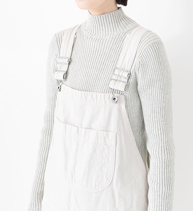 ST-156<br>ハイネックリブニット