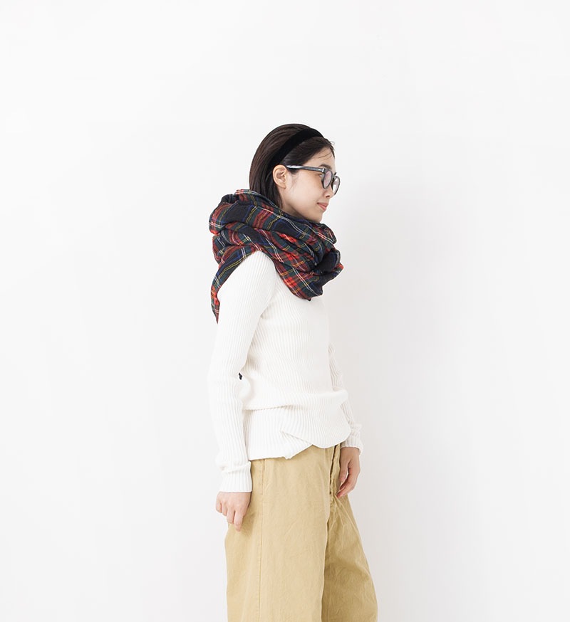 ST-156<br>ハイネックリブニット