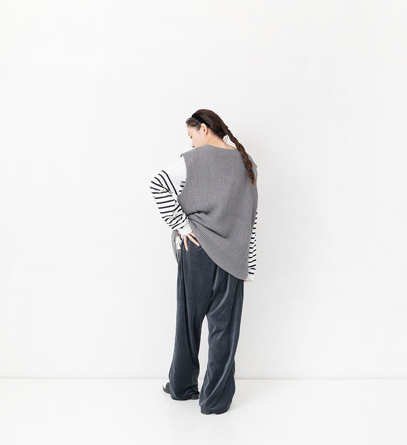 ※Veritecoeur online 限定※<br>NT-104<br>プレーティングベロアパンツ