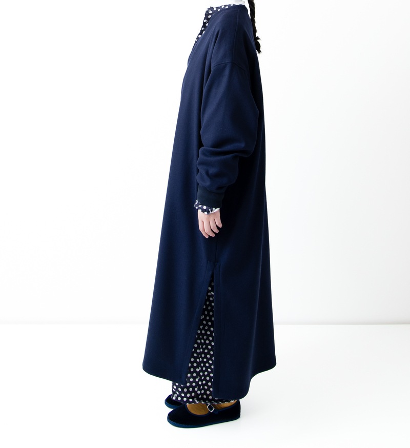 お値下げ！ヴェリテクール。リバーシブルワンピース Veritecoeur (ヴェリテクール) ウールリバーシブルワンピース