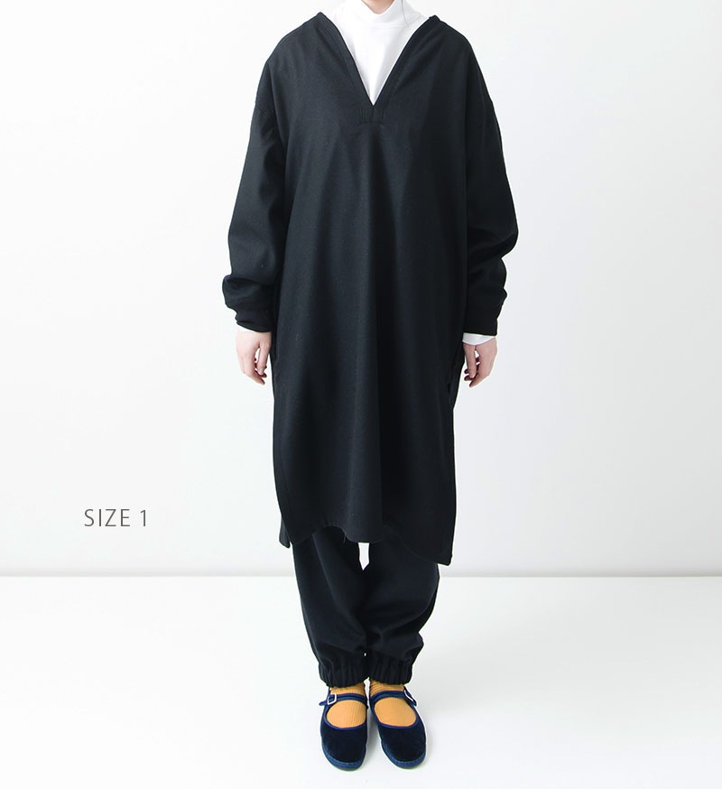 お値下げ！ヴェリテクール。リバーシブルワンピース Veritecoeur (ヴェリテクール) ウールリバーシブルワンピース