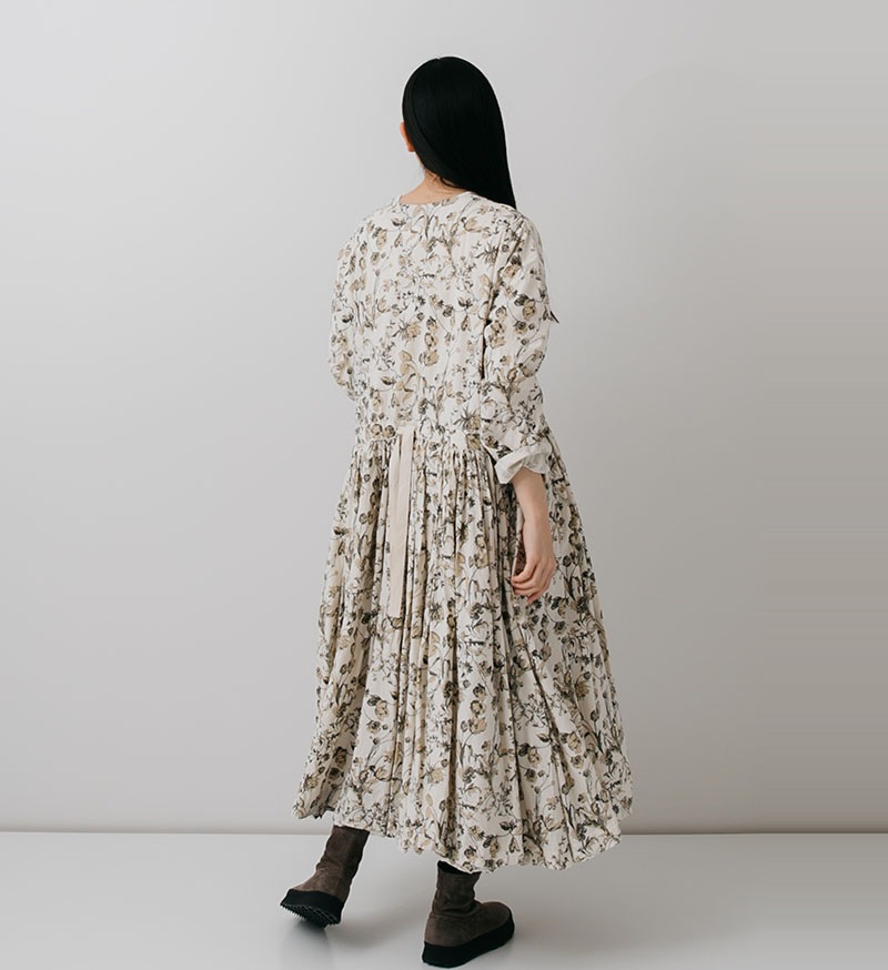 veritecoeur vc-2121 フラワープリントワンピース Veritecoeur