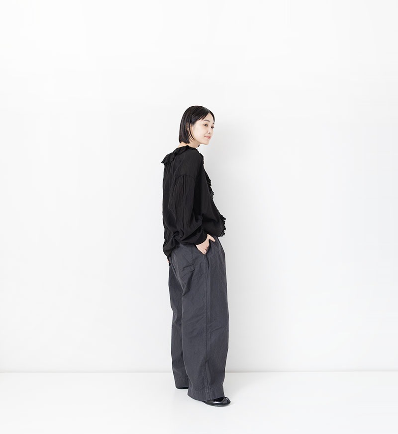 ViViちゃん【タグ付き】KHAITE フリルブラウス LTD-187<br>フリルブラウス - BASIC - Veritecoeur(ヴェリテクール)