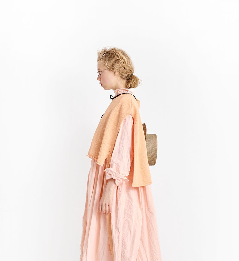 ヴェリテクール　VC-2340 　クリーニング済 ベスト　WOOL　ベージュ ヴェリテクール VC-2340 クリーニング済 ベスト WOOL ベージュ