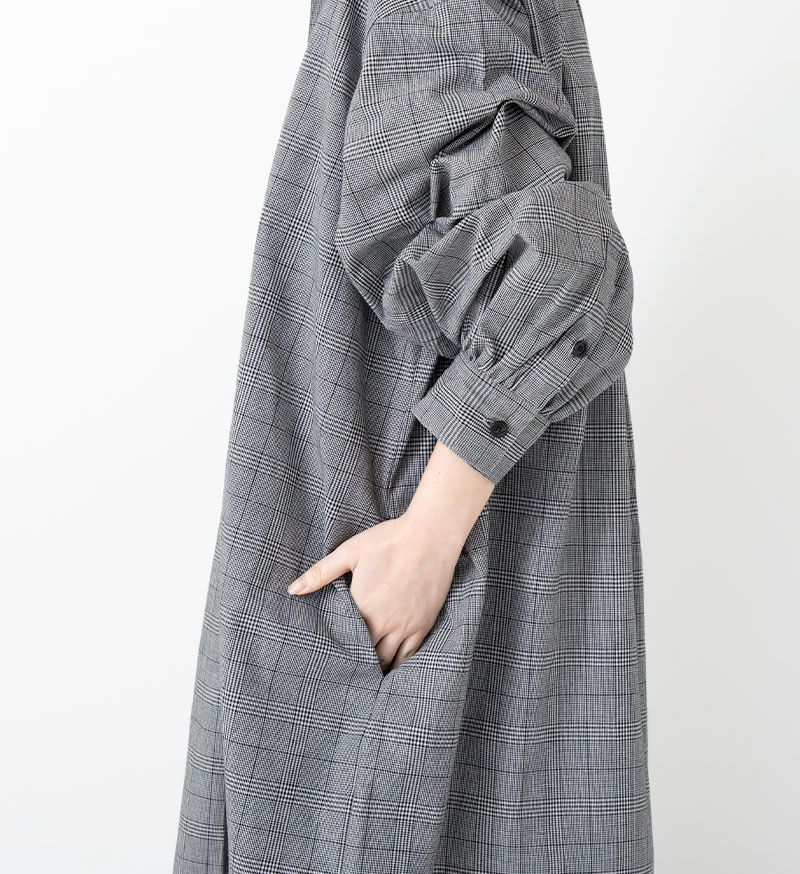 《CLUEL》×《 Veritecoeur》<br>CL-02<br>フロントヨークワンピース / CHECK