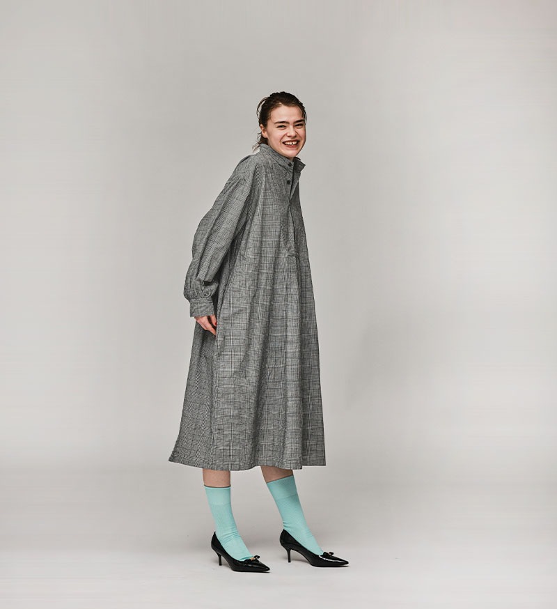 【たけちゃん】Veritercoeur 2wayワンピース　カーキグレー セール】前後2WAYサテンキャミワンピース（ワンピース）｜Green Parks