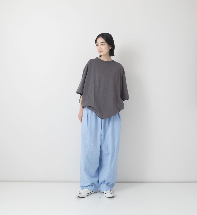 美品/ヴェリテクール定価26400円イージーヨークパンツ　グレー LTD-121 イージータックパンツ - Limited - Veritecoeur