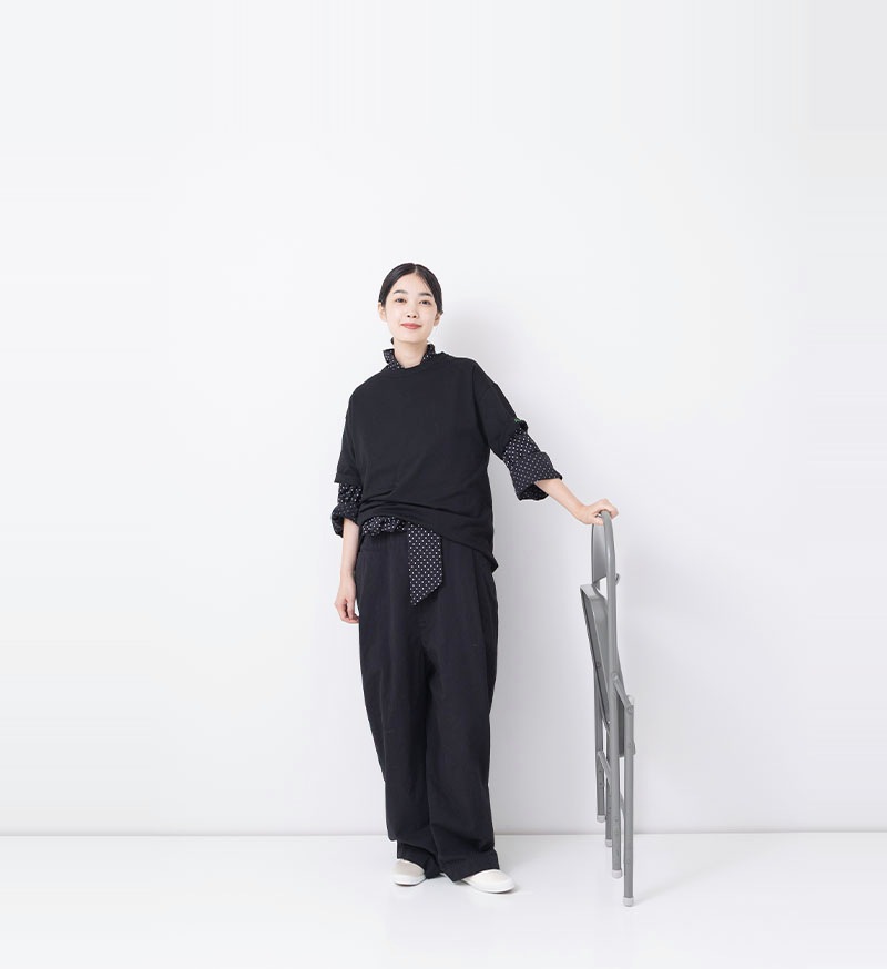 3枚セット✨️ Veritecoeur ヴェリテクール 布帛ロングTee 白紺黒 3枚セット✨️ Veritecoeur ヴェリテクール 布帛ロングTee 白紺黒