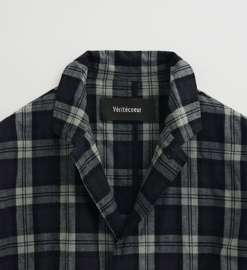 《CLUEL》×《 Veritecoeur》<br>CL-03<br>ショートコート / CHECK