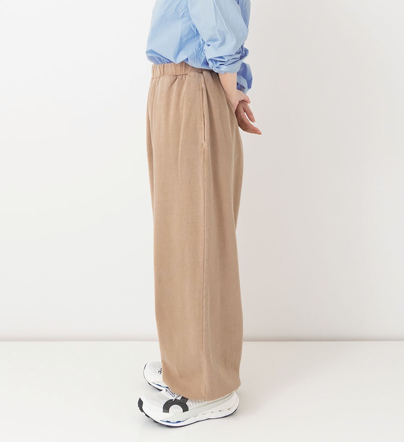 VCC-547<br>顔料染裏毛パンツ