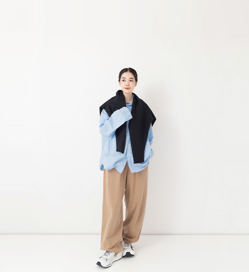 VCC-547<br>顔料染裏毛パンツ