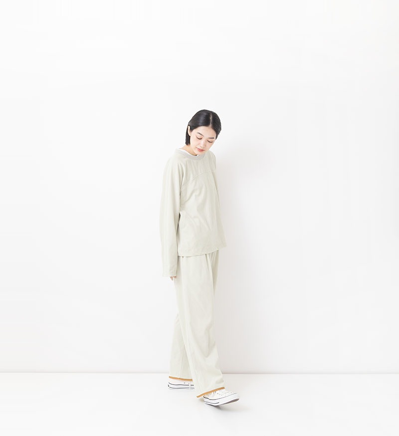 VCC-511<br>ベロアプルオーバー