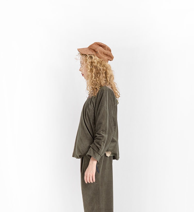 VCC-511<br>ベロアプルオーバー