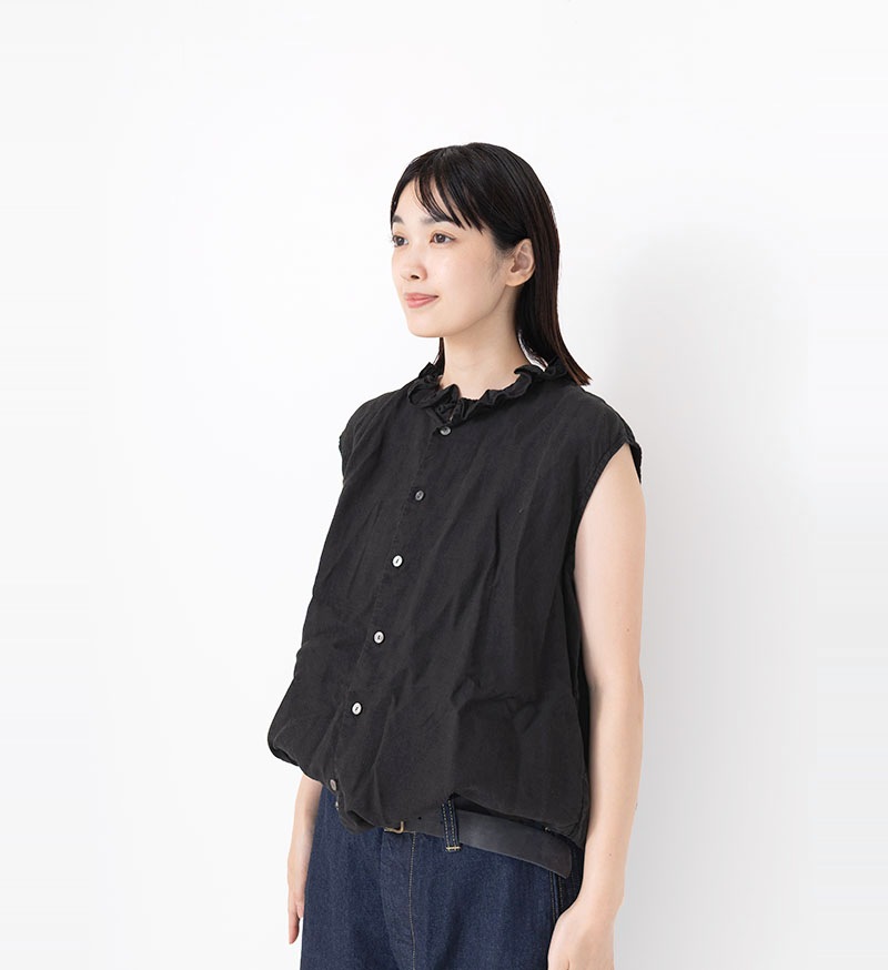 ヴェリテクール　リネンシャツ　バンドカラー　クロシェボタン　ブラウス　羽織　春秋 ヴェリテクールリネンシャツバンドカラークロシェボタンブラウス羽織春秋