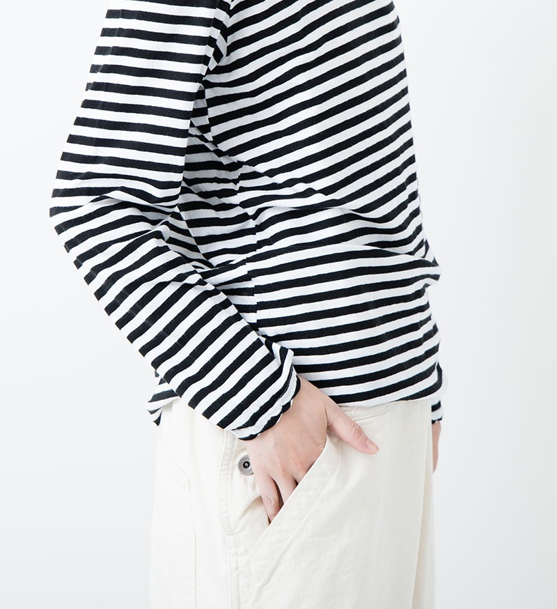 D/d denier ヴェリテクールお好きな方 ST-068BD<br>強撚天竺クルーネックロングスリーブ / BLKBD