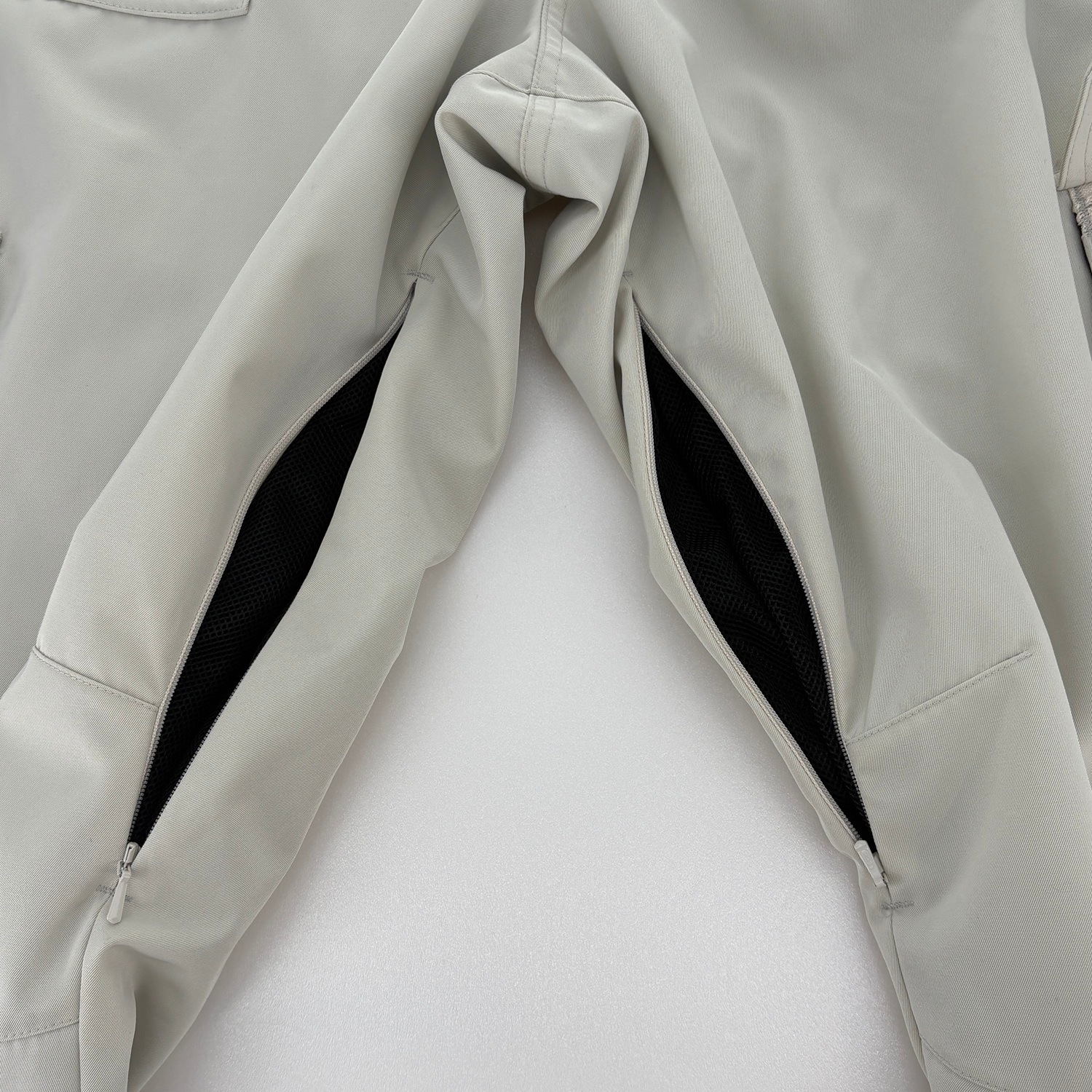 Wide Jogger Cargo Pants