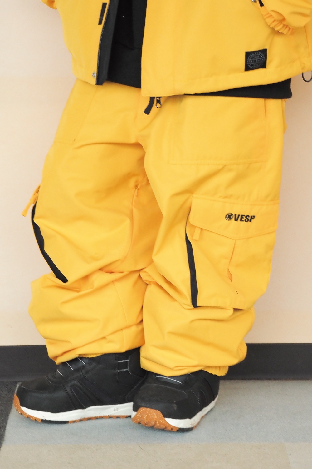 Wide Jogger Cargo Pants
