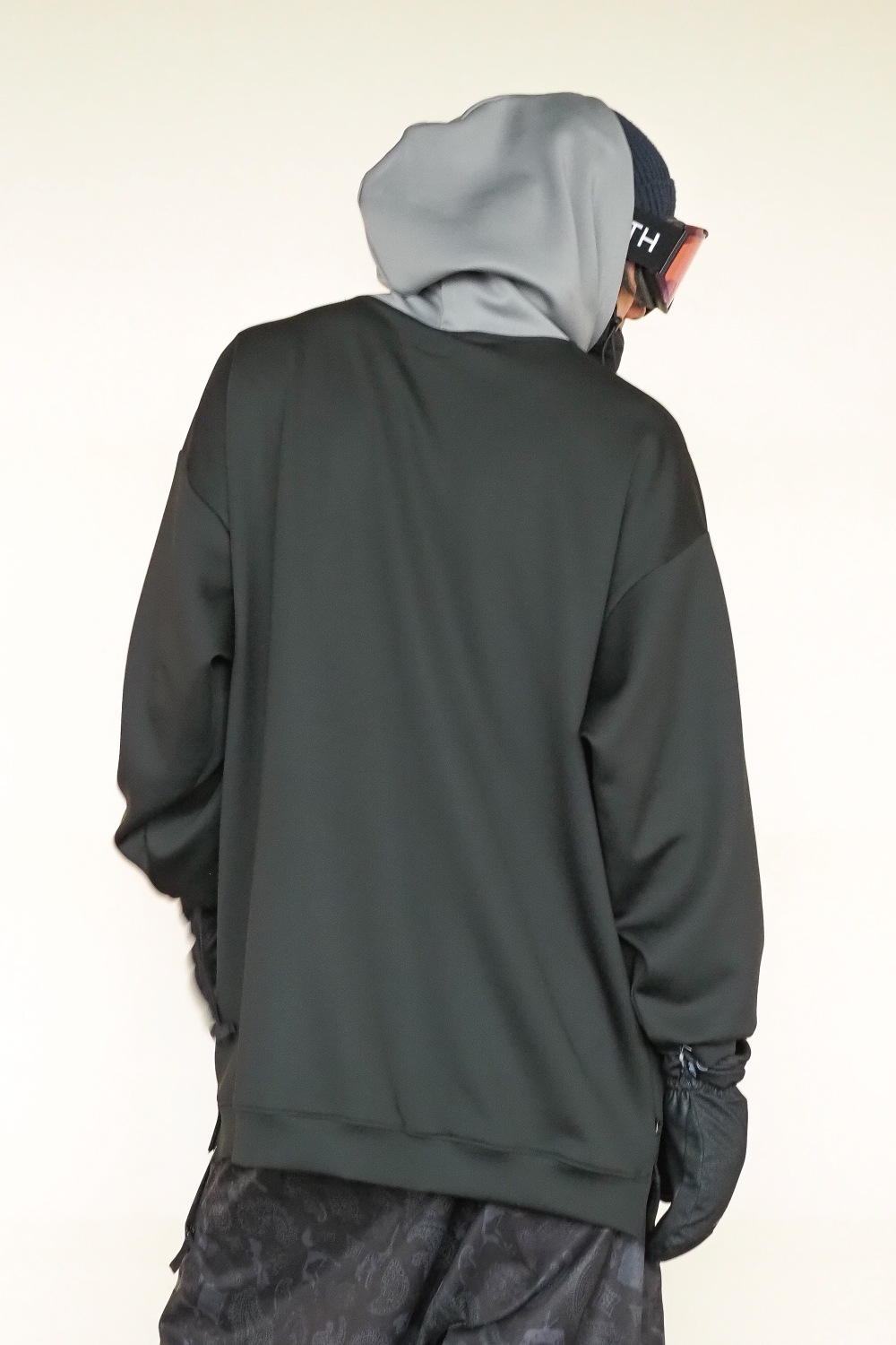 Two-tone Hood  Stretch Knit Parka