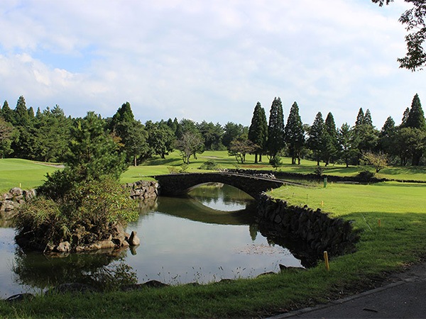 平日ゴルフプレー券（4名分） 九州,鹿児島県 | バリューゴルフショップ