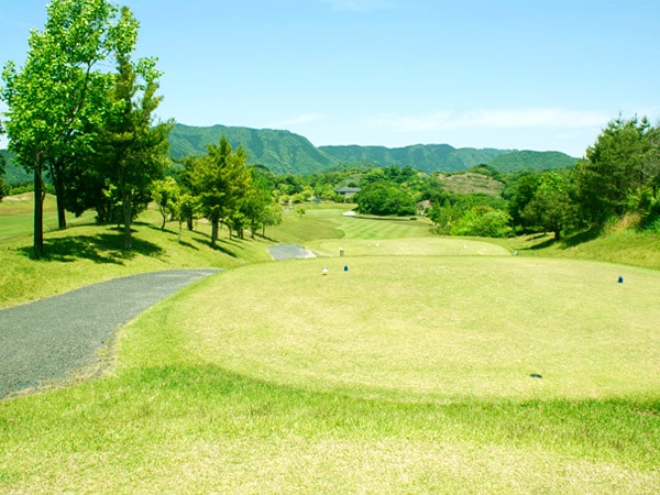 12/1～翌2/27☆ラ・グレースGC　平日プレー券(4名分×1枚セット)