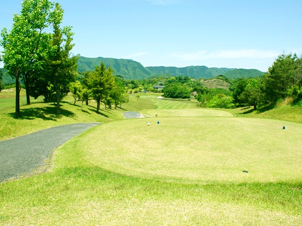 12/6～翌2/28☆ラ・グレースGC　土日祝プレー券(4名分×1枚セット)