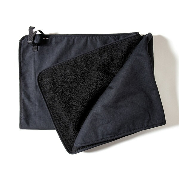 [当日出荷対応 平日12:00まで] Grip Swany Fire Proof Blanket Black [グリップスワニー]