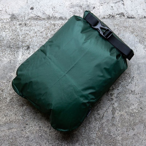 FAIRWEATHER dry sack algae green [フェアウェザー]