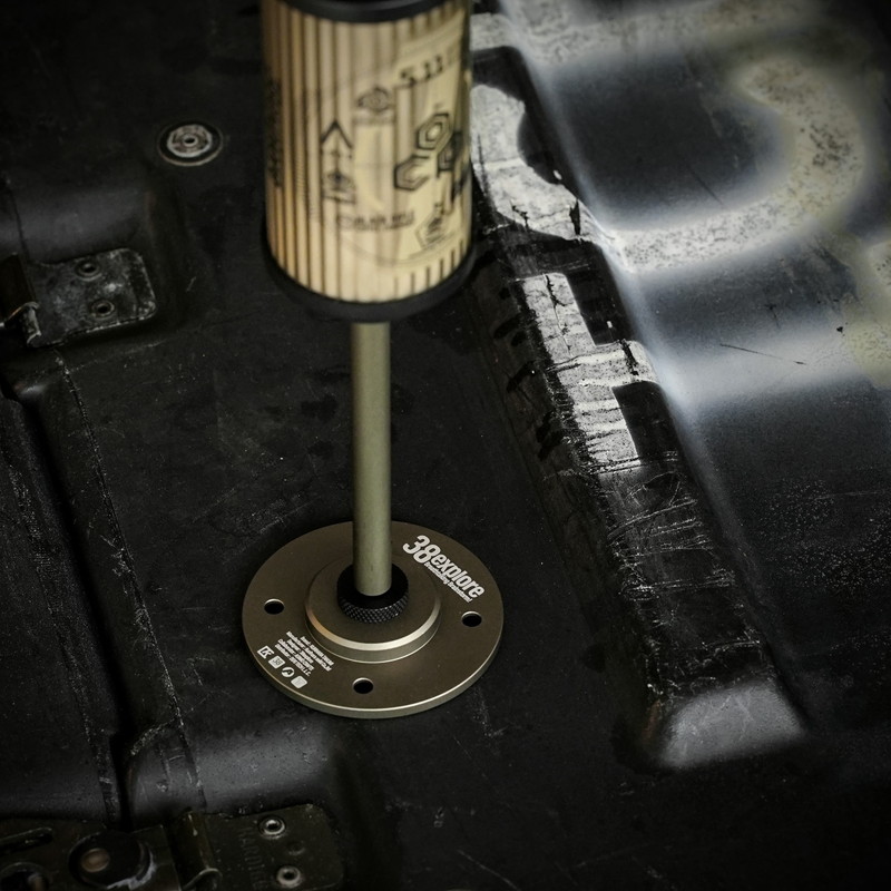 old mountain + 38explorer ✳︎ 38灯 アシノスタンド old mountain + 38explorer ✳︎ 38灯 アシノスタンド