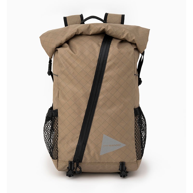 [当日出荷可] and wander ECOPAK 18L backpack beige [アンドワンダー]